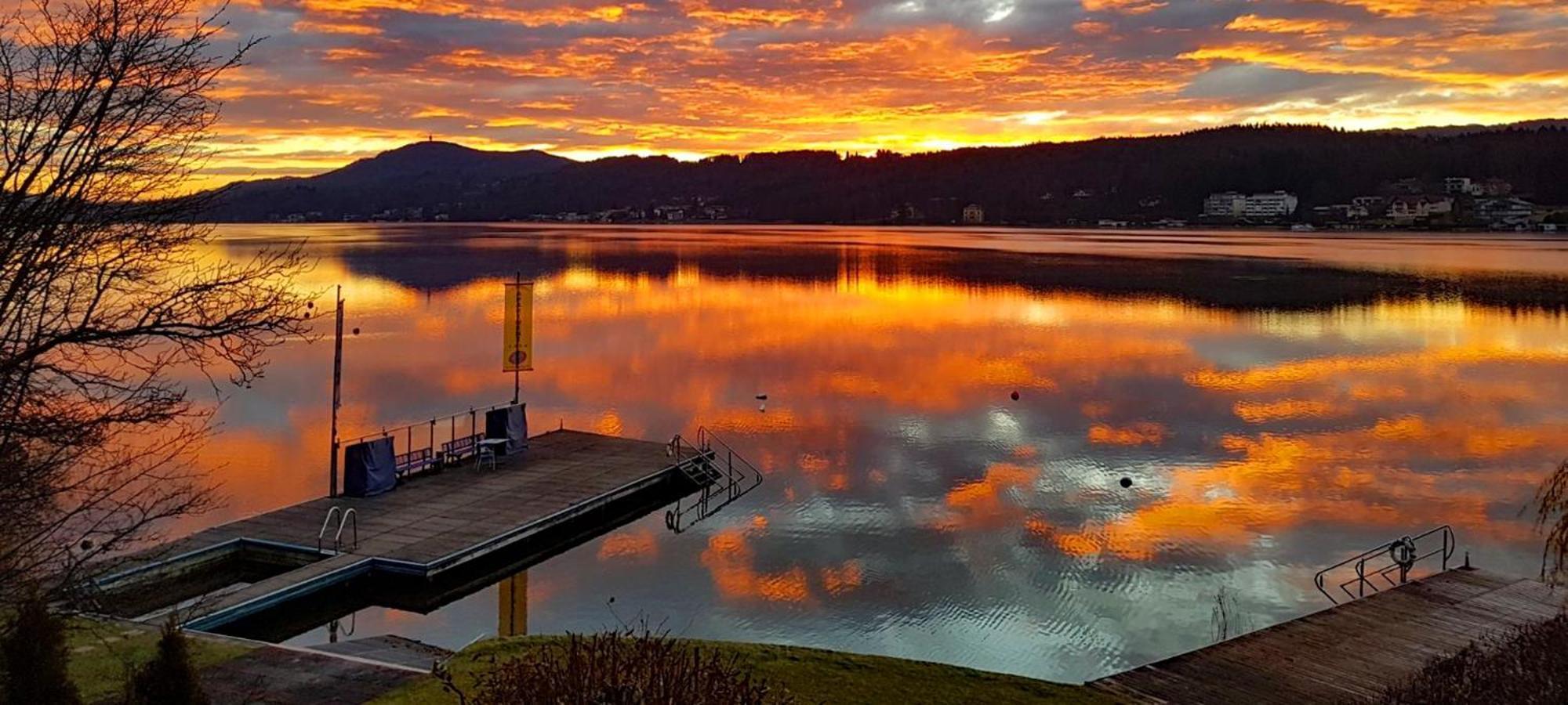 Barry Memle Directly At The Lake Velden am Worthersee Bagian luar foto