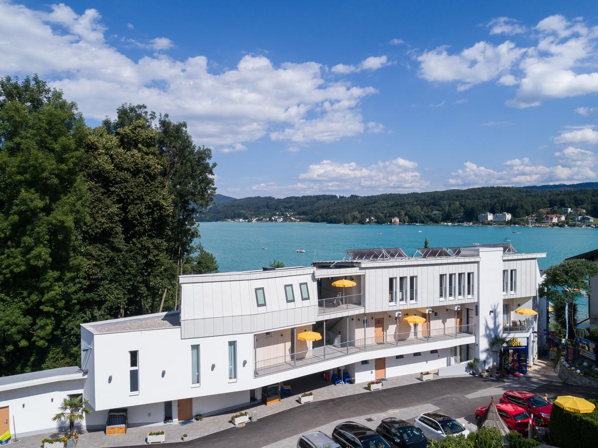Barry Memle Directly At The Lake Velden am Worthersee Bagian luar foto